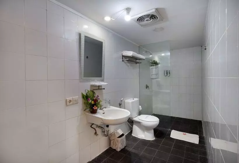 Fotos del hotel Royal Tunjung Bali:  6