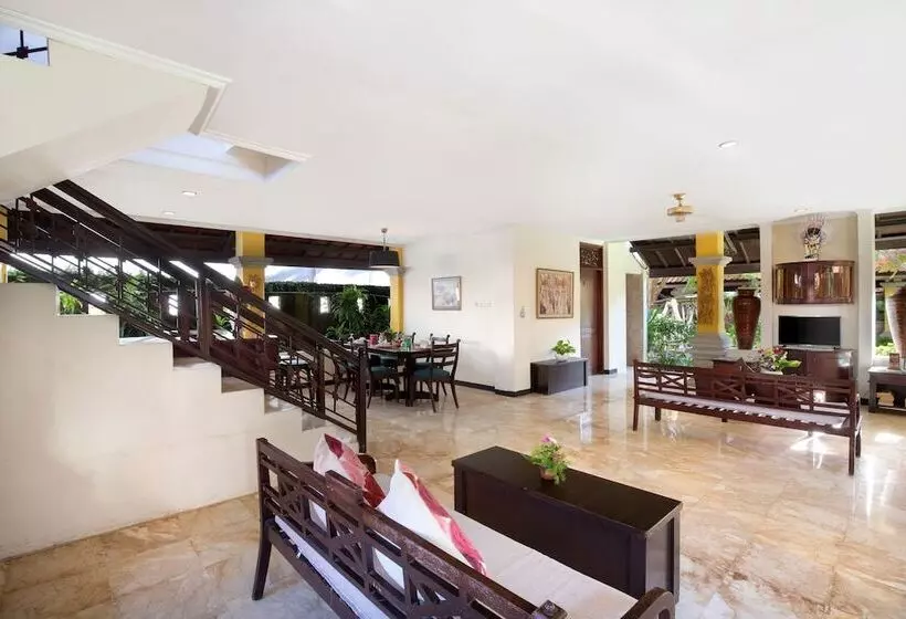 Fotos del hotel Royal Tunjung Bali:  9