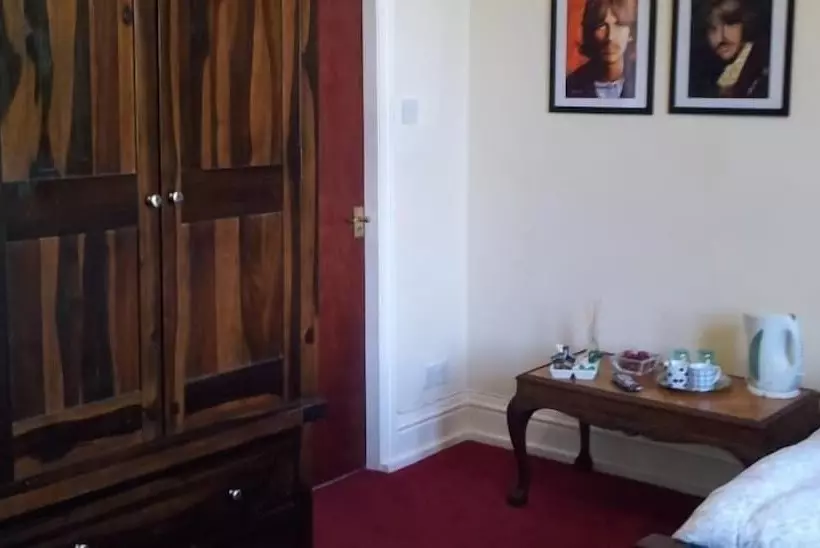 Fotos del hotel Stanley Park Hotel:  17