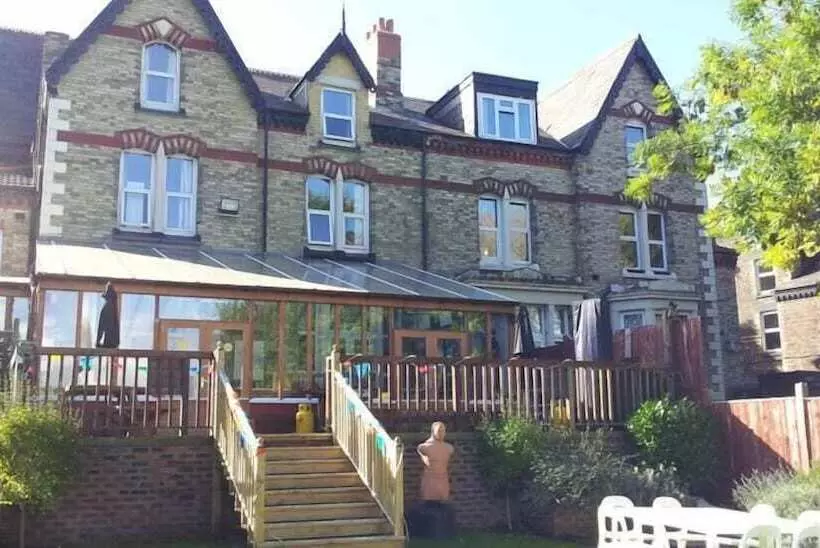 Fotos del hotel Stanley Park Hotel:  8