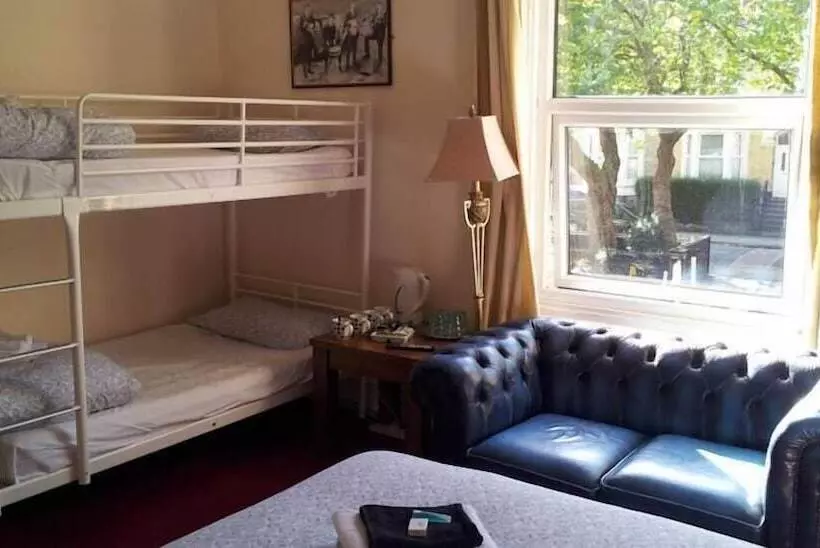 Fotos del hotel Stanley Park Hotel:  16