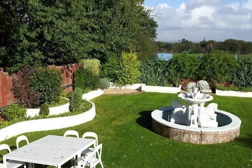 Fotos del hotel Stanley Park Hotel:  13