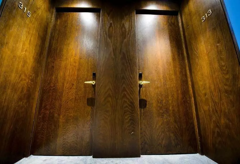 Fotos del hotel Golden Palace Batumi  & Casino:  3