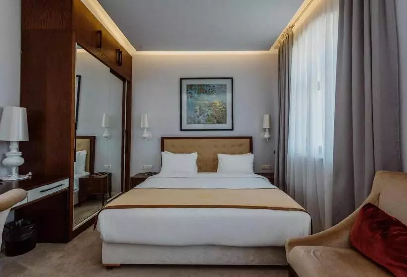 Fotos del hotel Golden Palace Batumi  & Casino:  22