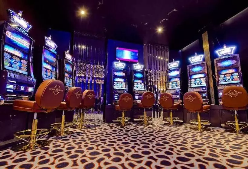 Fotos del hotel Golden Palace Batumi  & Casino:  19