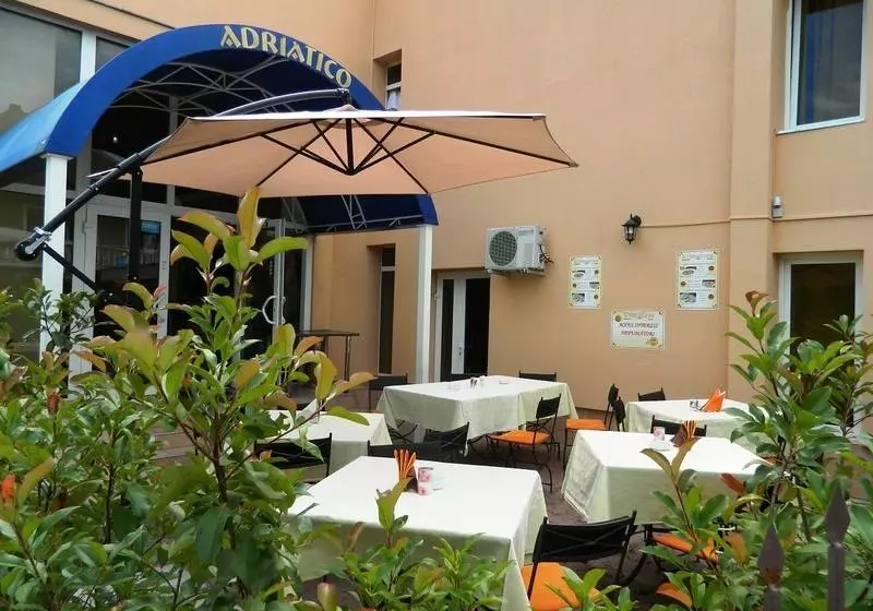 Fotos del hotel Adriatico:  7