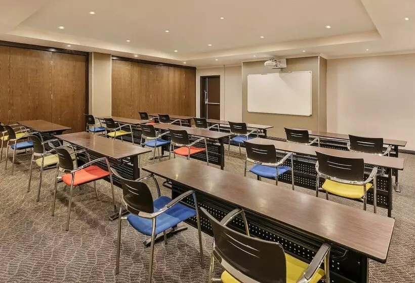 Fotos del hotel Protea Hotel By Marriott Lusaka Tower:  18