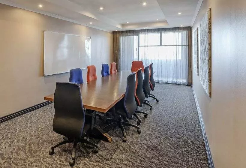 Fotos del hotel Protea Hotel By Marriott Lusaka Tower:  16