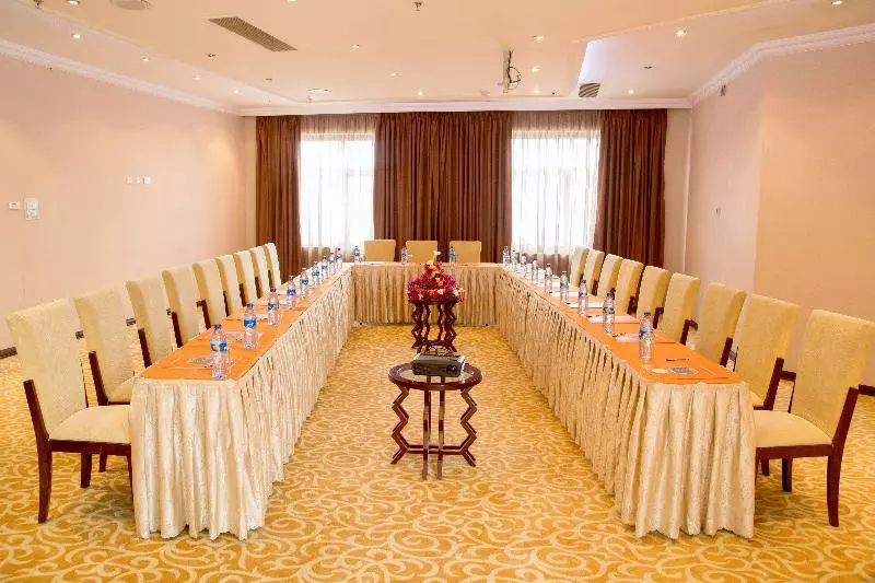 Fotos del hotel Capital Hotel And Spa:  18