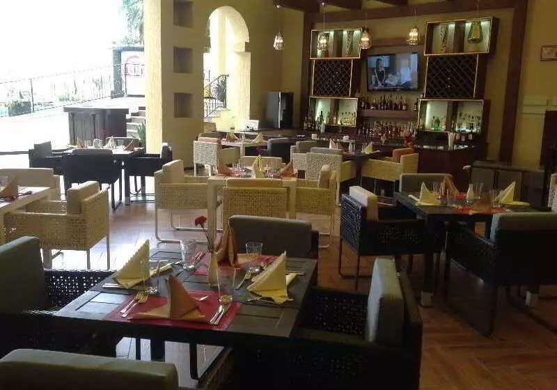 Fotos del hotel Capital Hotel And Spa:  3