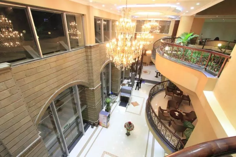 Fotos del hotel Capital Hotel And Spa:  14