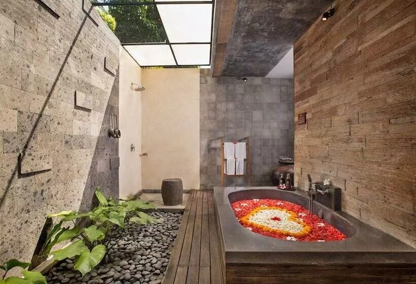 Fotos del hotel Villa Kayu Lama:  3