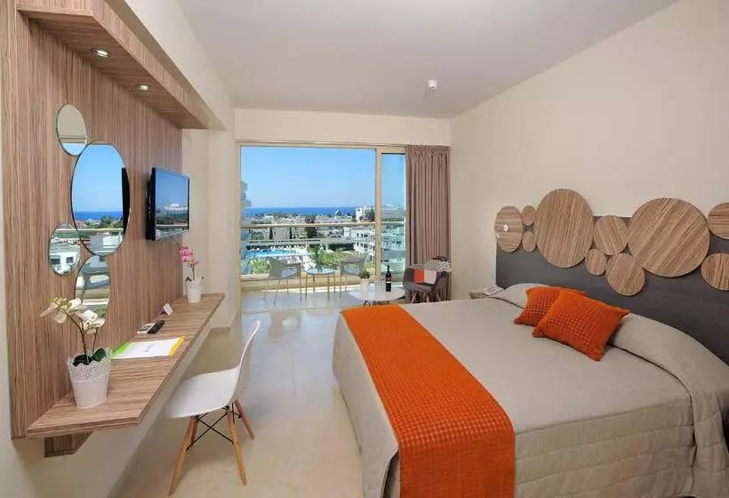 Fotos del hotel Nelia Gardens:  8