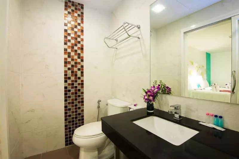 Fotos del hotel Patong Holiday By Tuana Group:  7