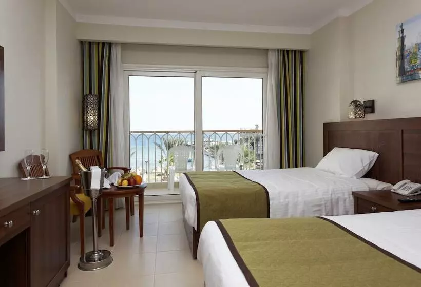 Fotos del hotel Royal Star Beach Resort:  24