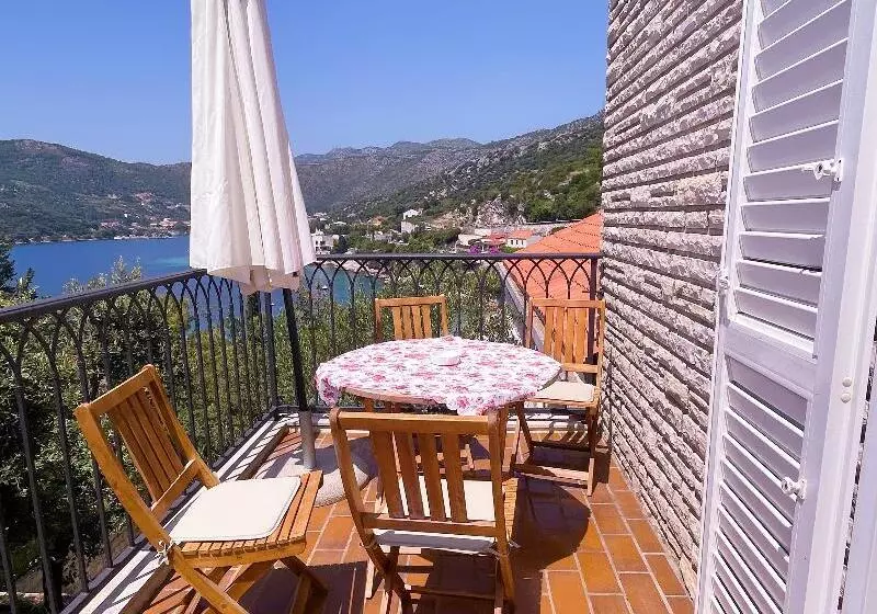 Fotos del hotel Villa Paradiso:  3