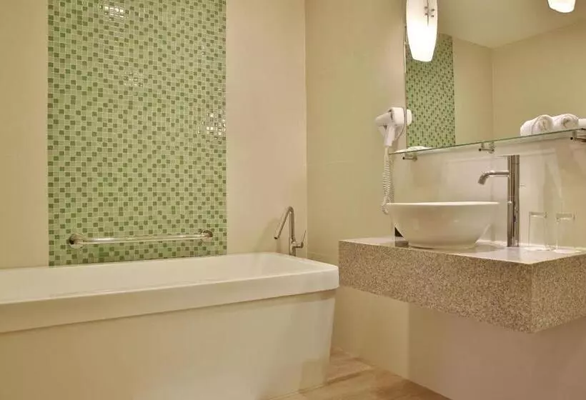 Fotos del hotel Holiday Inn Express Bali Raya Kuta:  7