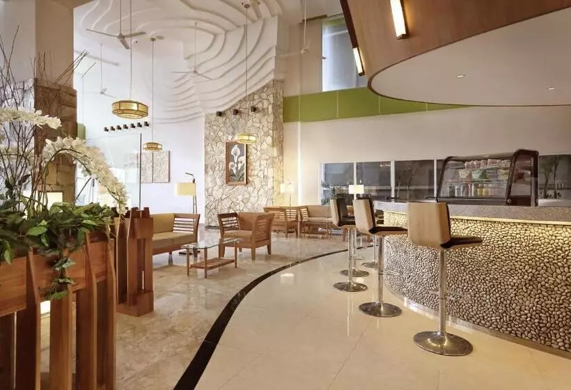 Fotos del hotel Holiday Inn Express Bali Raya Kuta:  3