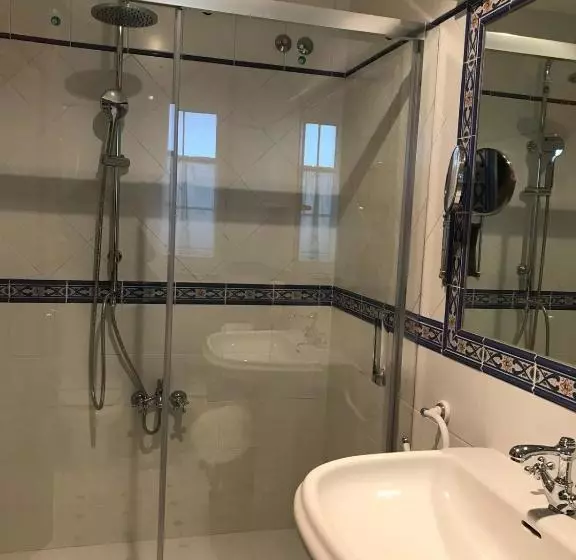 Fotos del hotel La Villa:  15