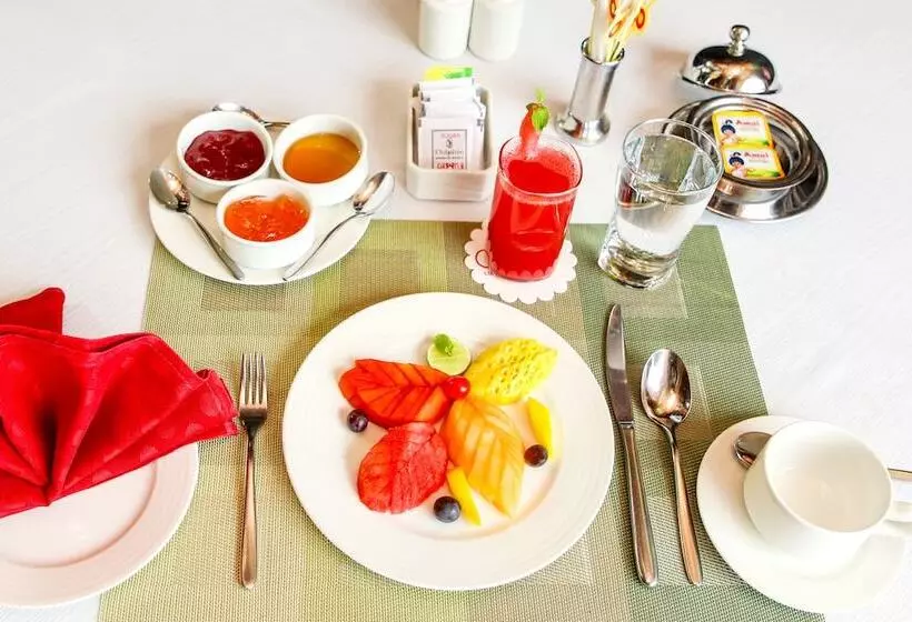 Fotos del hotel Sitara:  24