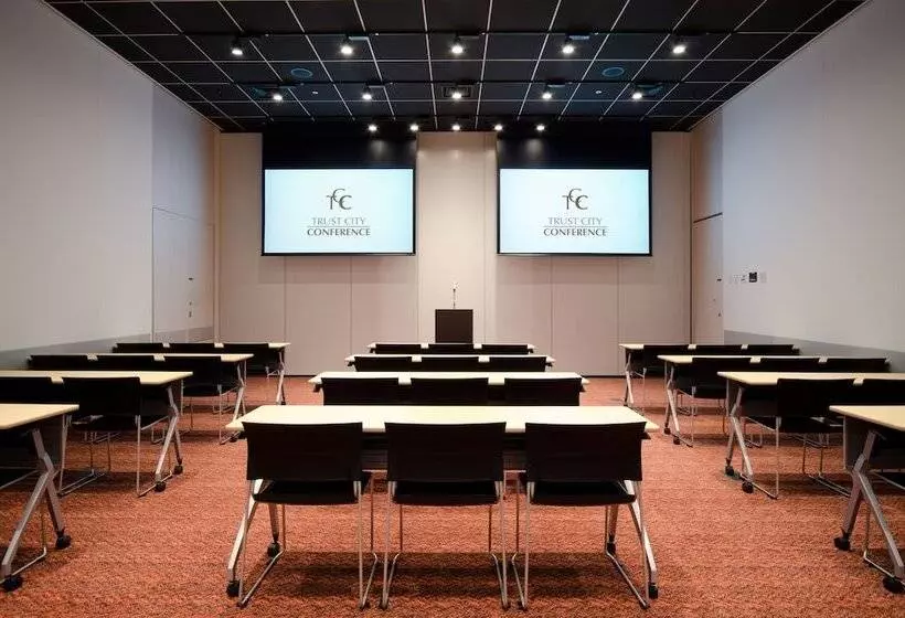 Fotos del hotel Courtyard By Marriott Tokyo Station:  5