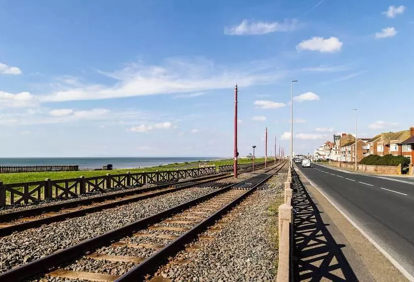 Fotos del hotel Harlands Hotel Blackpool:  8