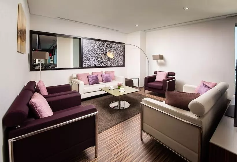 Fotos del hotel Pullman Dubai Jumeirah Lakes Towers:  29