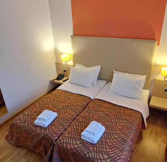 Fotos del hotel Victoria:  8