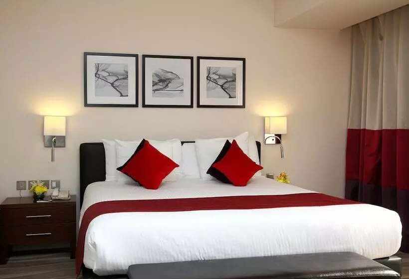 Fotos del hotel Novotel Suites Riyadh Olaya:  2