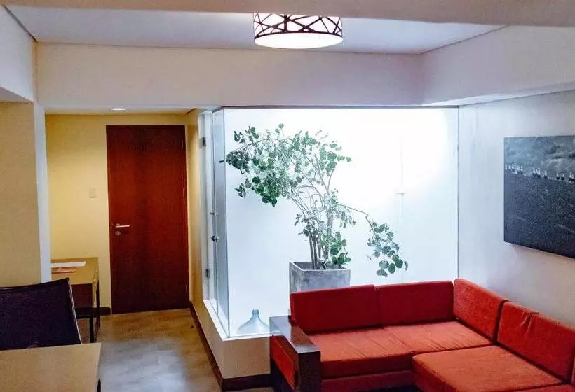 Fotos del hotel Crown Regency Beach Resort:  4