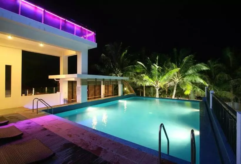 Fotos del hotel Crown Regency Beach Resort:  24