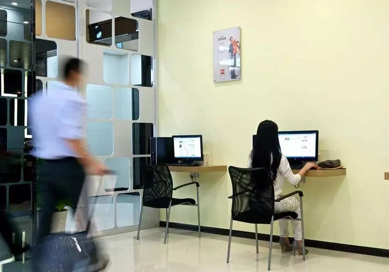 Fotos del hotel Ibis Guilin Zhongshan North RD:  12