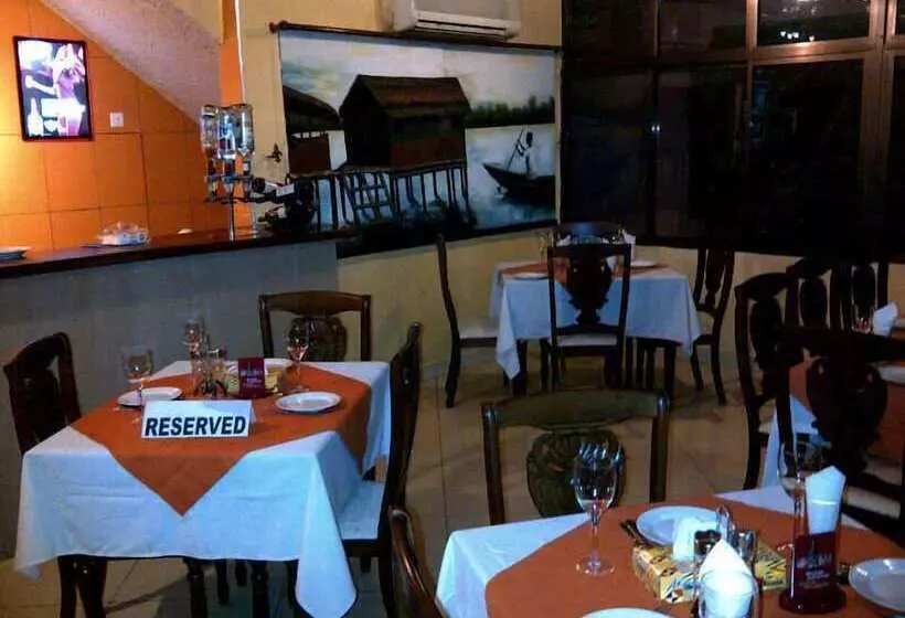 Fotos del hotel Sir Max Hotel:  2