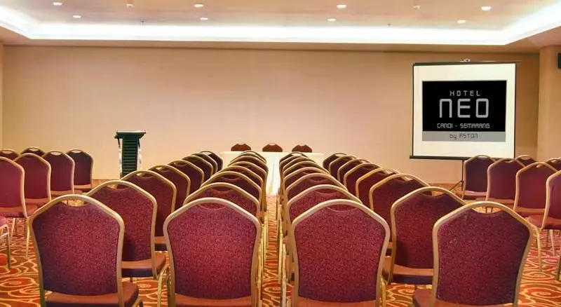 Fotos del hotel Neo Candi Simpang Lima - Semarang By Aston:  8