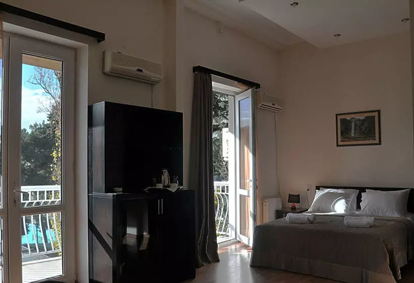 Fotos del hotel At Metro:  23