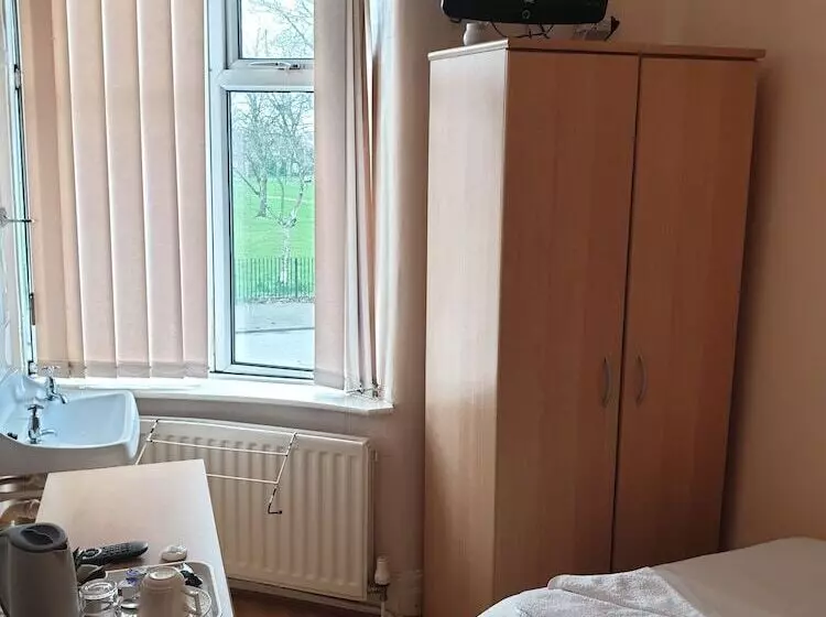 Fotos del hotel Central Guest House:  14