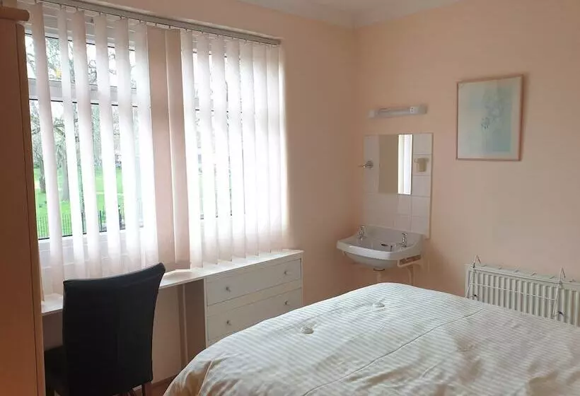 Fotos del hotel Central Guest House:  13