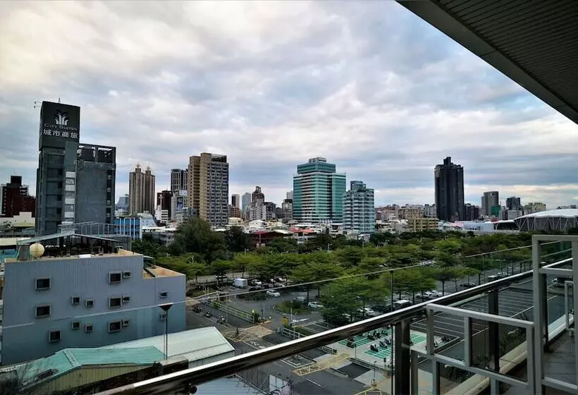 Fotos del hotel City Suites  Kaohsiung Chenai:  8