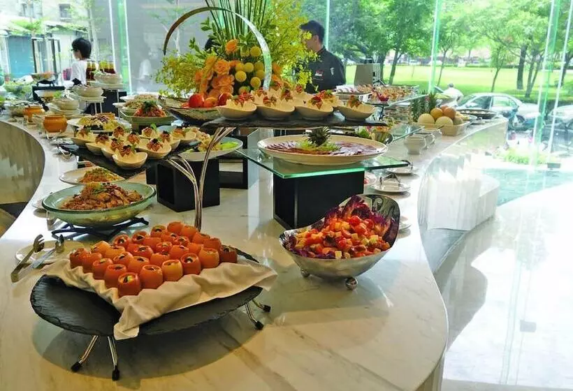 Fotos del hotel City Suites  Kaohsiung Chenai:  16