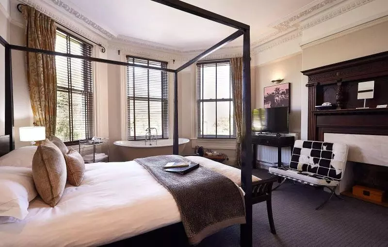 Dorian House Boutique B&b