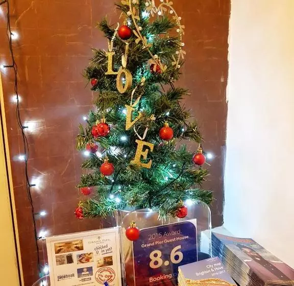 Fotos del hotel Grand Pier Guest House:  10