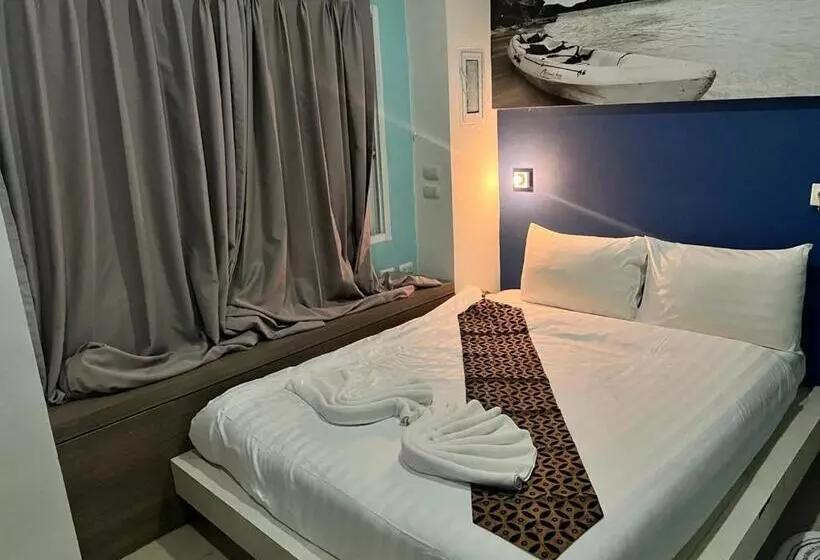 Fotos del hotel The Journey Patong:  13