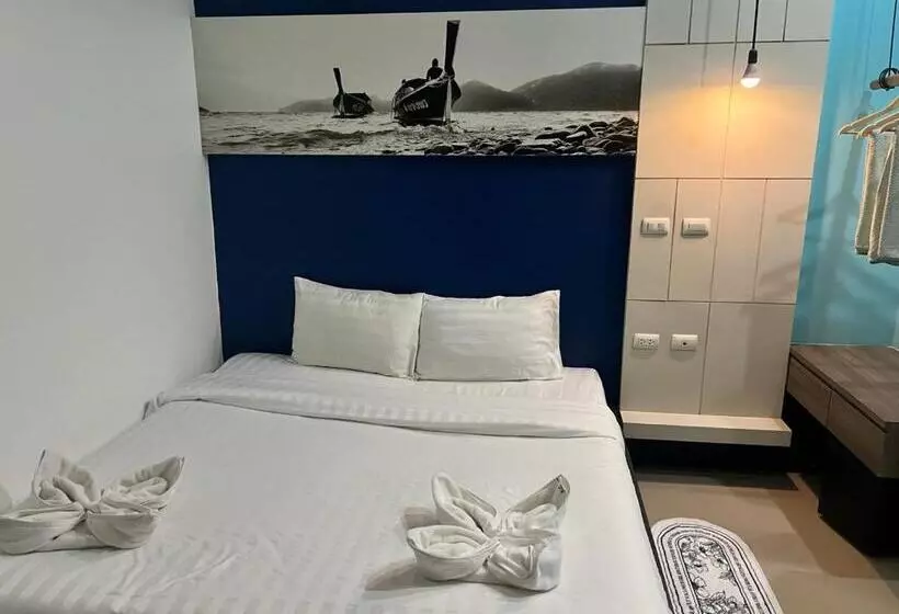 Fotos del hotel The Journey Patong:  12