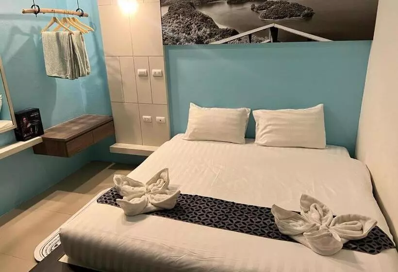 Fotos del hotel The Journey Patong:  2