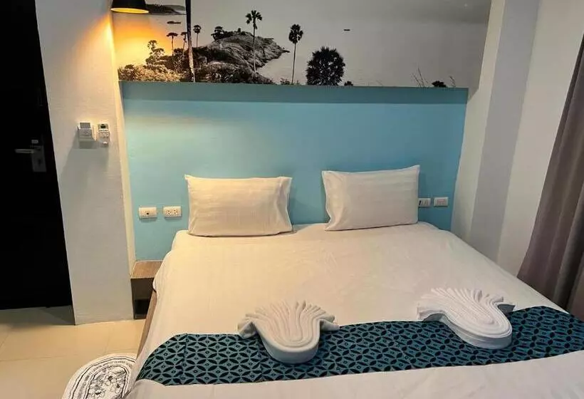 Fotos del hotel The Journey Patong:  10