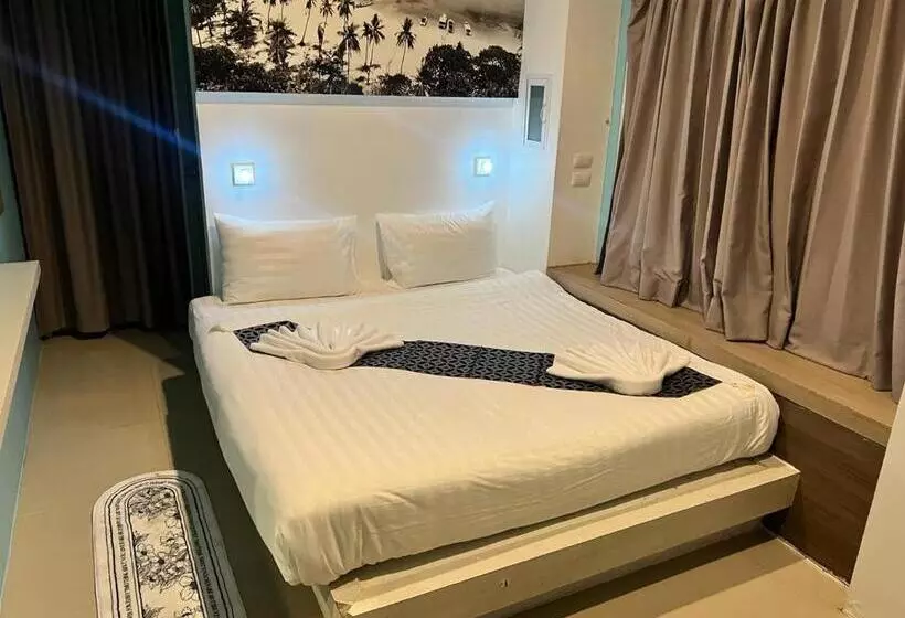 Fotos del hotel The Journey Patong:  14