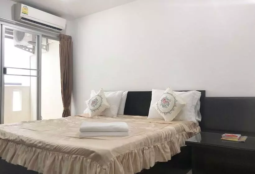 Fotos del hotel Aravinda Living Home:  20