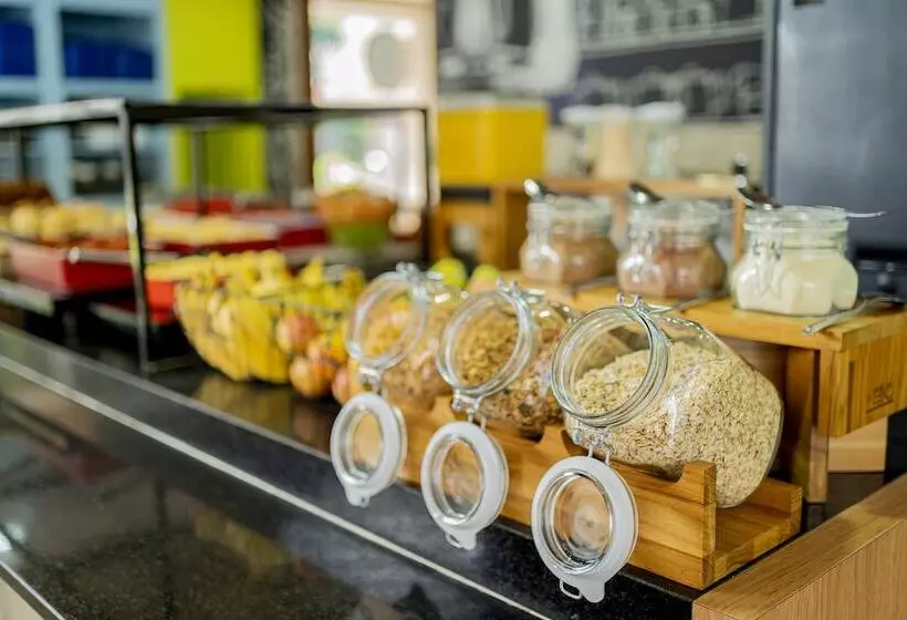 Fotos del hotel Ibis Budget Sao Paulo Jardins:  19