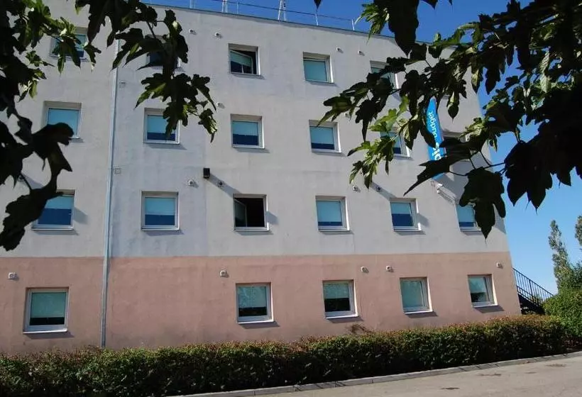 Fotos del hotel Ibis Budget  Vitrolles:  16