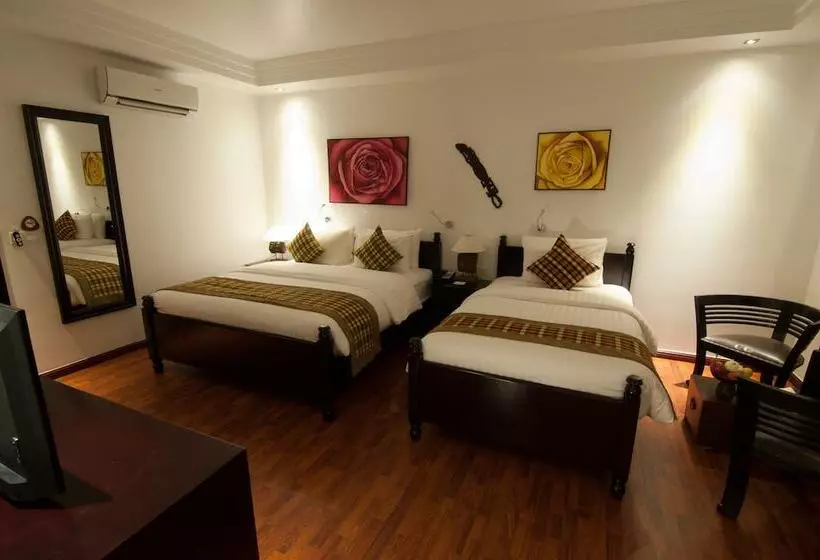 Fotos del hotel La Rose Suites:  12